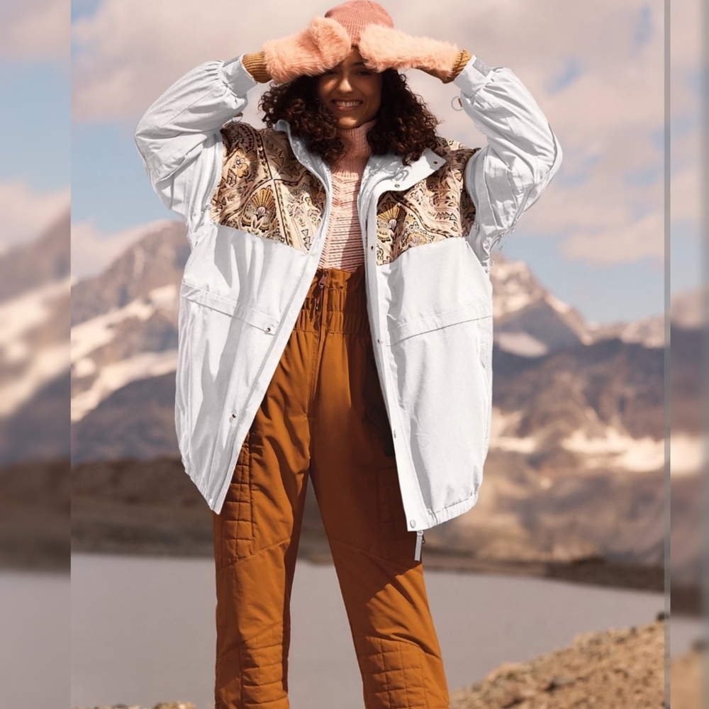 Free People Movement Summit Sunset Ski Coat Sz/ Small and Large - Picture 9 of 9
